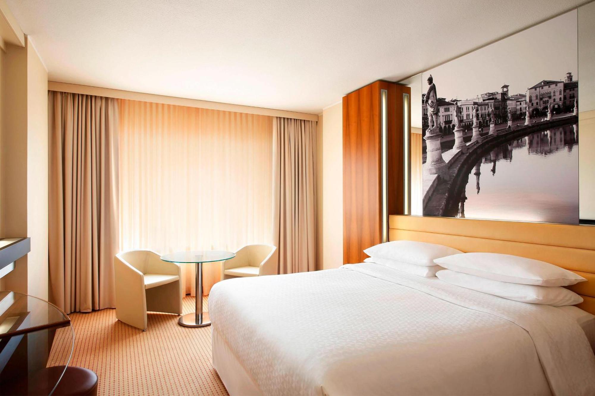 Hotel Four Points By Sheraton 4*