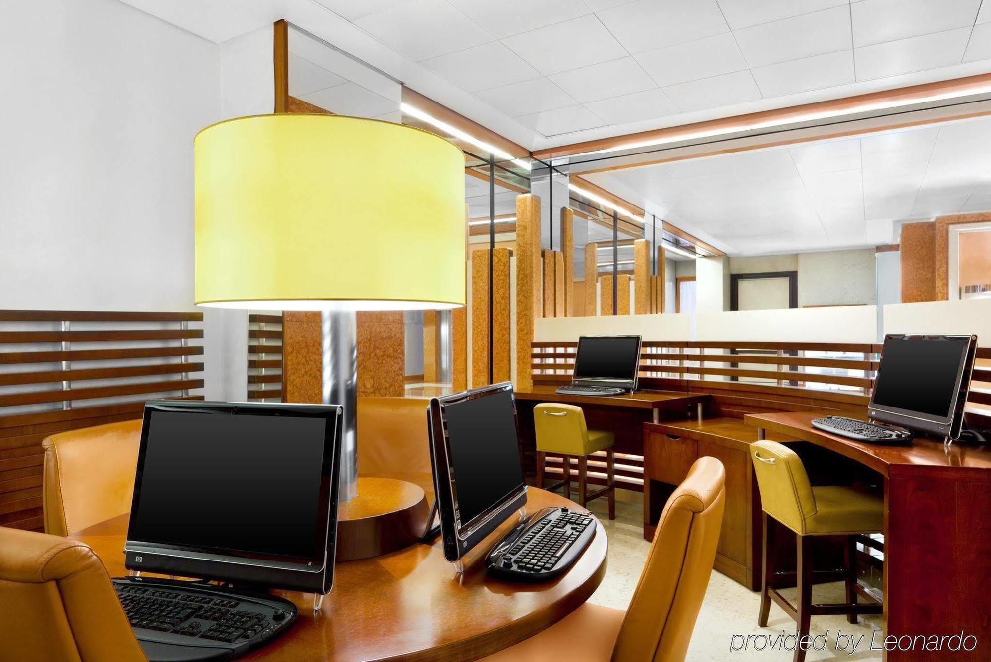Four Points By Sheraton Hotel